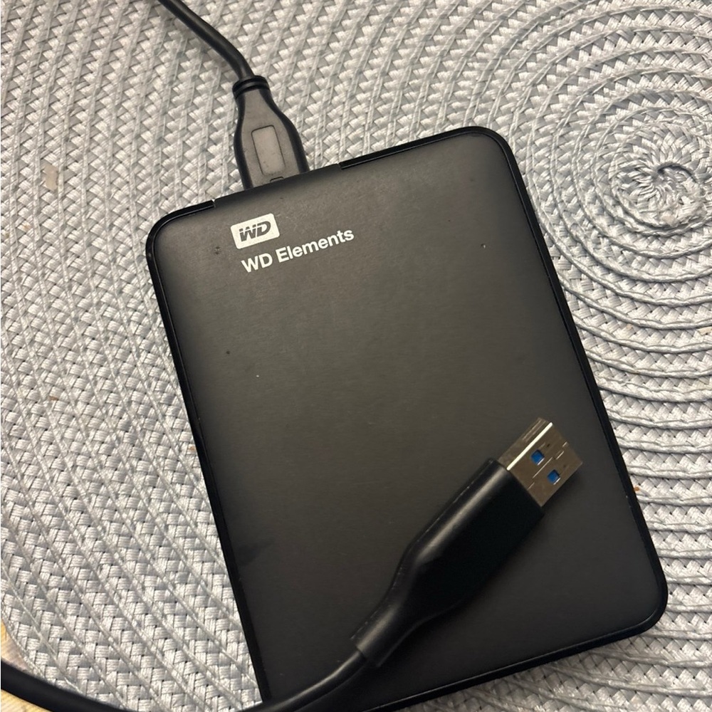 WD Elements Black External Hard Drive